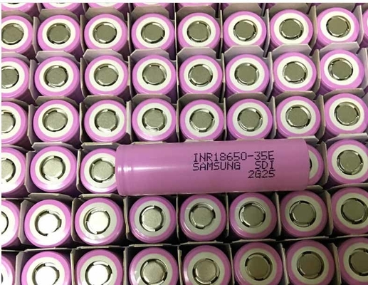 স্যামসাং 35E 18650 ব্যাটারি 3500mAh 8A 3.6V সিলিন্ডারিকাল লিথিয়াম আয়ন সেল INR18650-35E